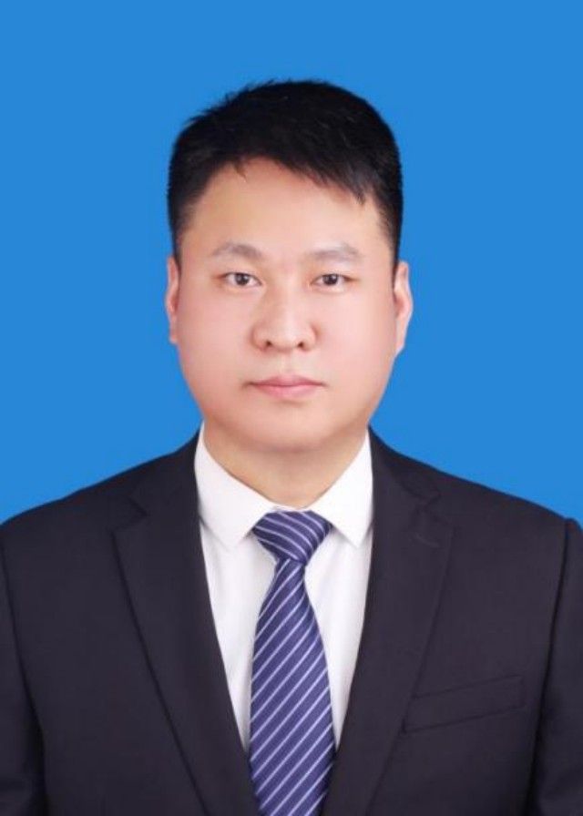 李鵬 副主任醫師